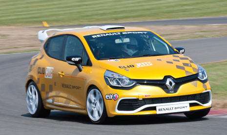 2014 Renault Clio Cup – 220 л.с. и 270 Нм крутящего момента